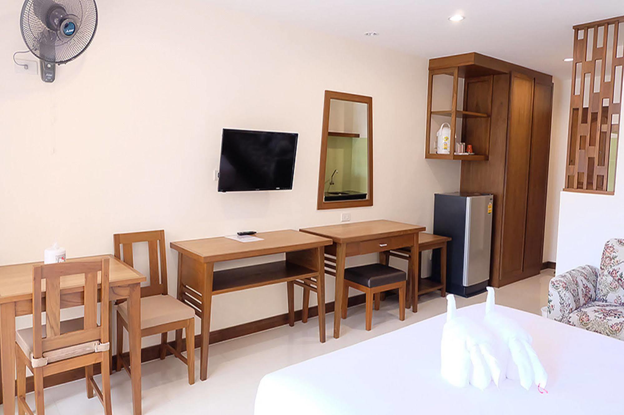 D Hotel Pattaya Exteriör bild