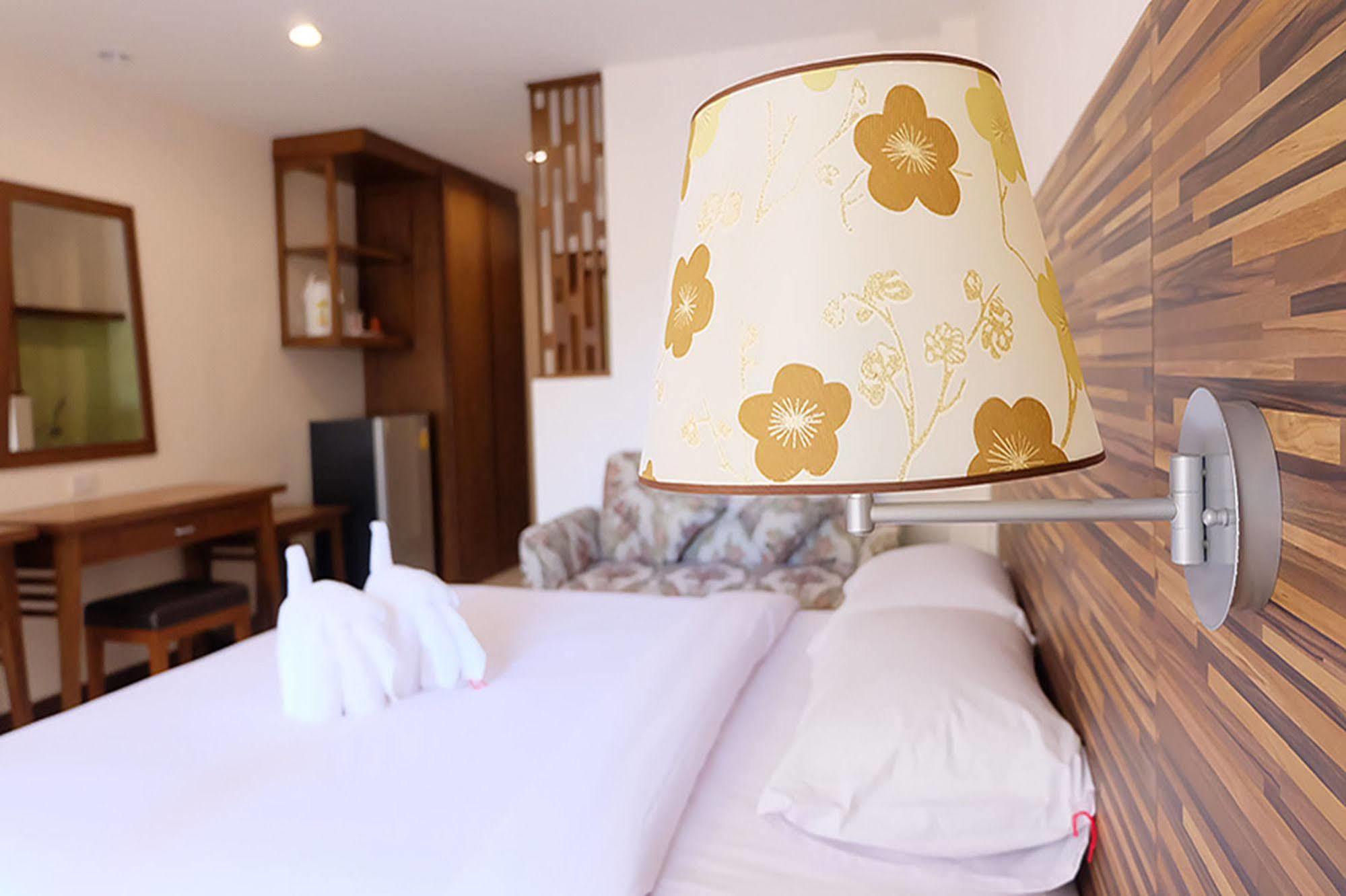 D Hotel Pattaya Exteriör bild